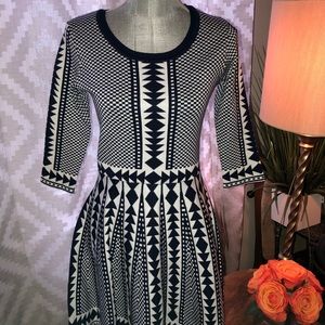 NINALEONARD Sweater Dress